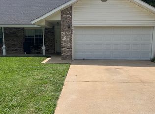 1645 N Stable Ave, Fayetteville, AR 72703