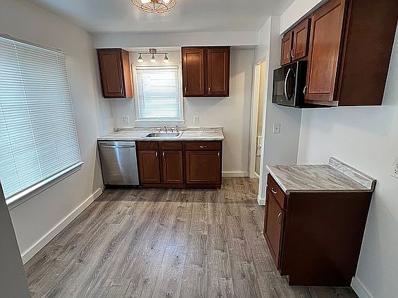 5th image of 455 E 250th St