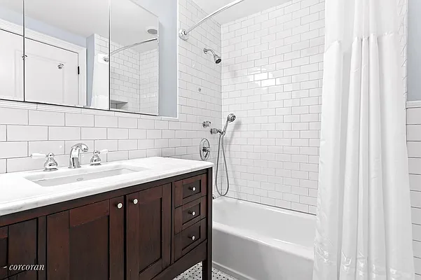 Sold by Corcoran | media 23