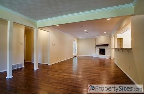 4th image of 8629 San Souci Dr