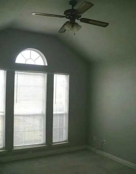 601 Man O War Dr — Photo 12
