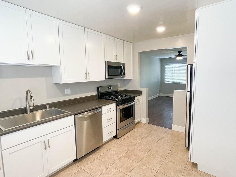 1st image of 2828 C St #2832