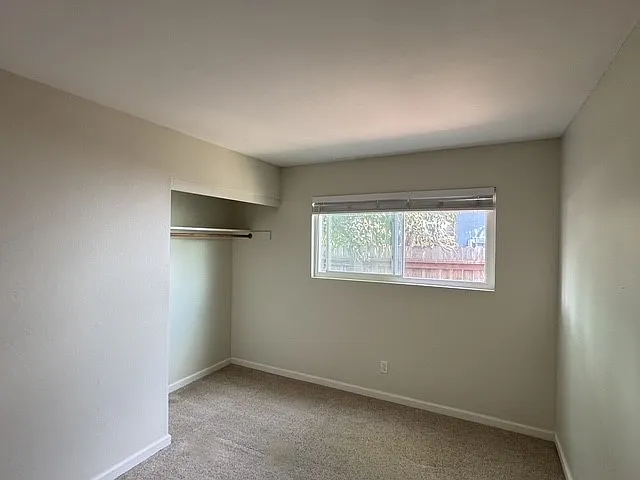 1448 Pleasant St — Photo 22