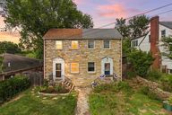 photo property thumbnail