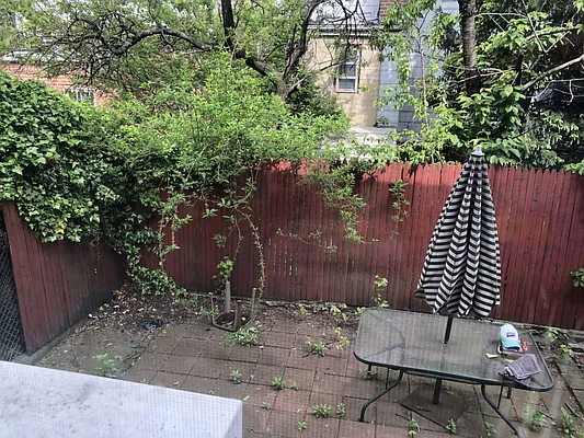 Rented by Metropolis International Realty Inc. | media 23