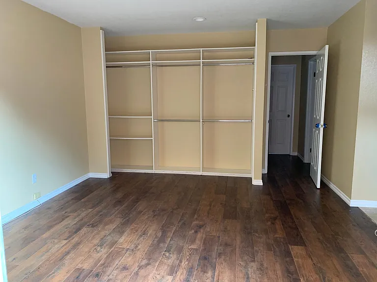 10 Pine Ct — Photo 9