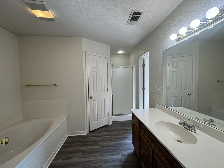 305 Grizzly Trl — Photo 16
