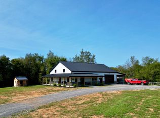 261 Chapman Rd, Edmonton, KY 42129