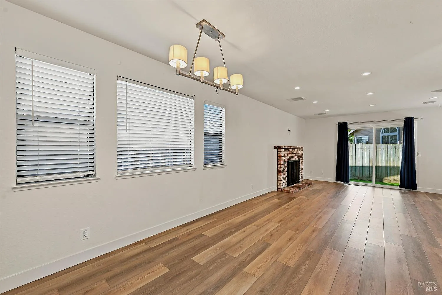 7 Gilbert Court - Photo 7