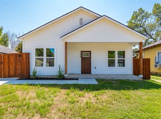 1124 E Annie St, Fort Worth, TX 76104