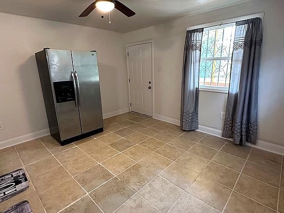 5th image of 4608 Flake Ave