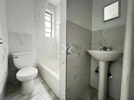 Rented by Yaffa Realty LLC | media 6