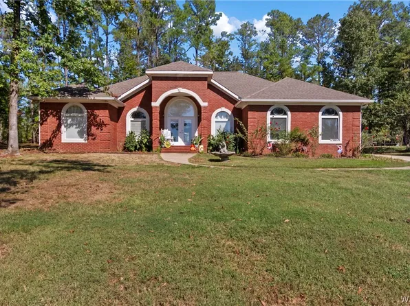 15857 Edwardian Dr, Northport, AL 35475