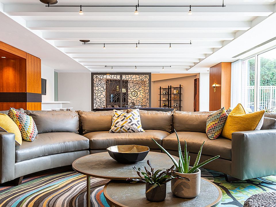Spacious clubroom with comfortable lounge seating