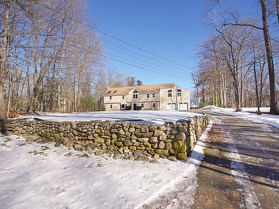 2nd image of 102 Sweet Hill Rd