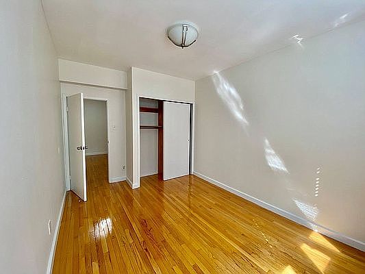 2nd image of 3019 Fort Hamilton Pkwy APT 2F