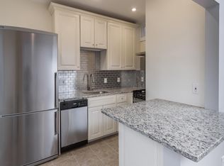 80A W Cedar St APT 4, Boston, MA 02114