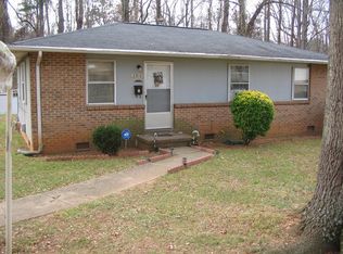 2910 Galaxy Ct, Winston Salem, NC 27101