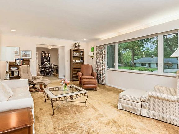 2nd image of 4730 Scenic Dr