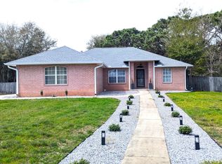 1909 Sunrise Dr, Navarre, FL 32566