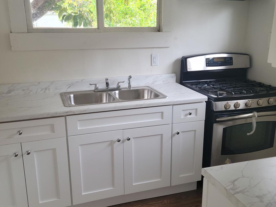 2nd image of 428 Anacapa St