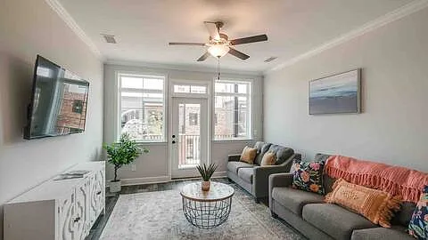 405 Ronan Way #A — Photo 7