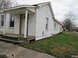 72 Maple St, Harveysburg, OH 45032