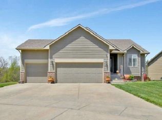 1651 S Lynnrae Ct, Wichita, KS 67207