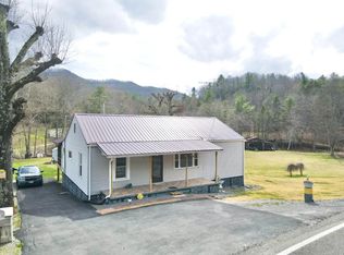12593 Wilderness Rd, Rocky Gap, VA 24366