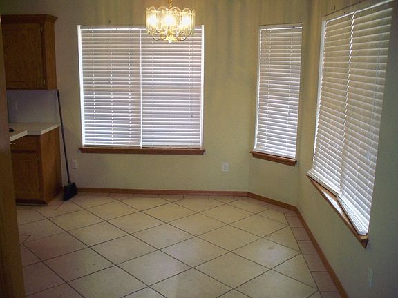 5th image of 14212 Harli Ln