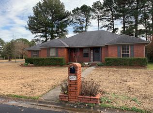 2805 Londonderry Ln, Conway, AR 72034