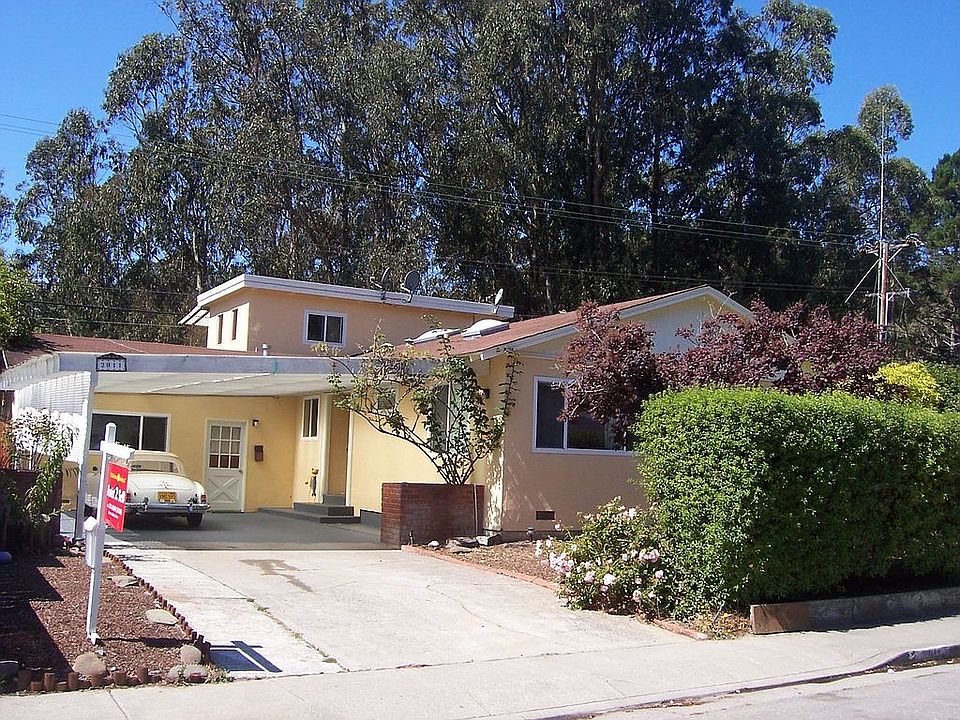 1st image of 2811 Fleetwood Dr