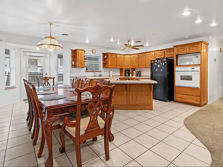 3550 W Old Linden Rd — Photo 2