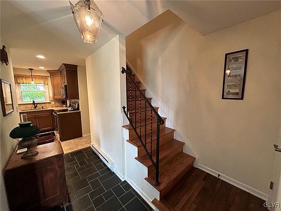 2nd image of 3845 Hillside Dr