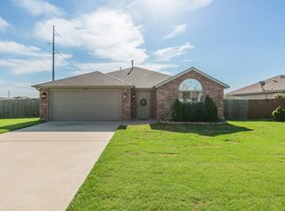 201 Poplar Rd, Centerton, AR 72719