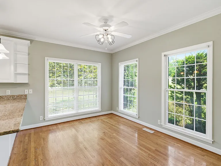 4325 Long Ln — Photo 16