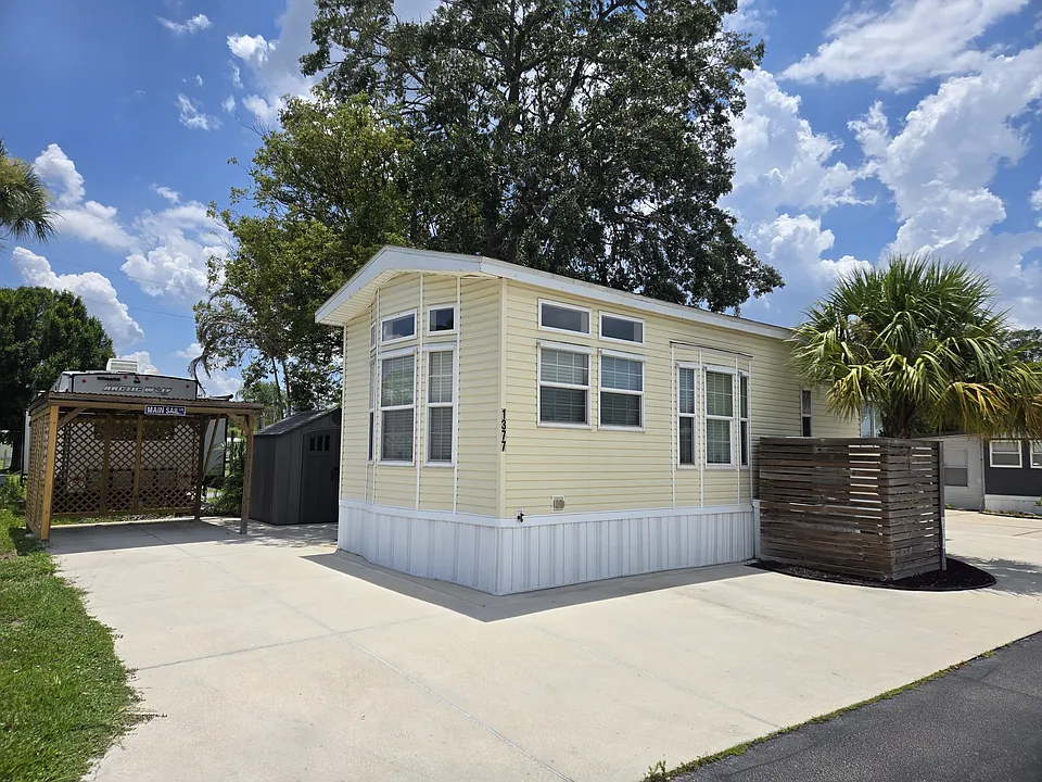1377 Mainsail Ln