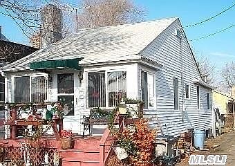 1st image of 5 Cooke St E