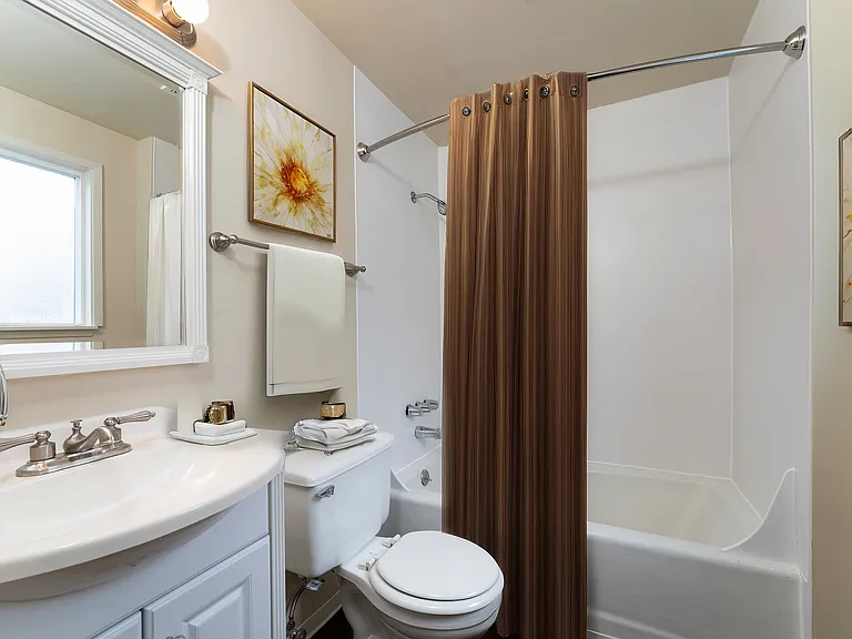 1 Bedroom Staged 1 Bedroom Staged
