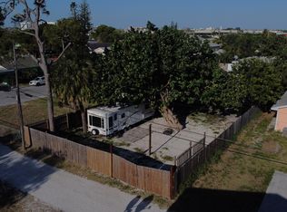 405 S D St, Lake Worth, FL 33460