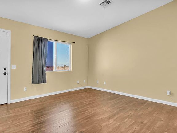 4th image of 1289 Avalon Ave