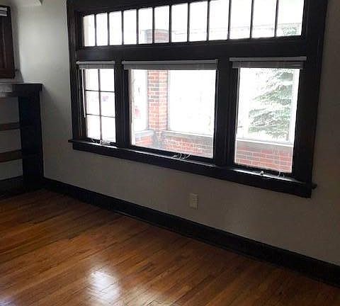 3rd image of 1252 Edwards Ave
