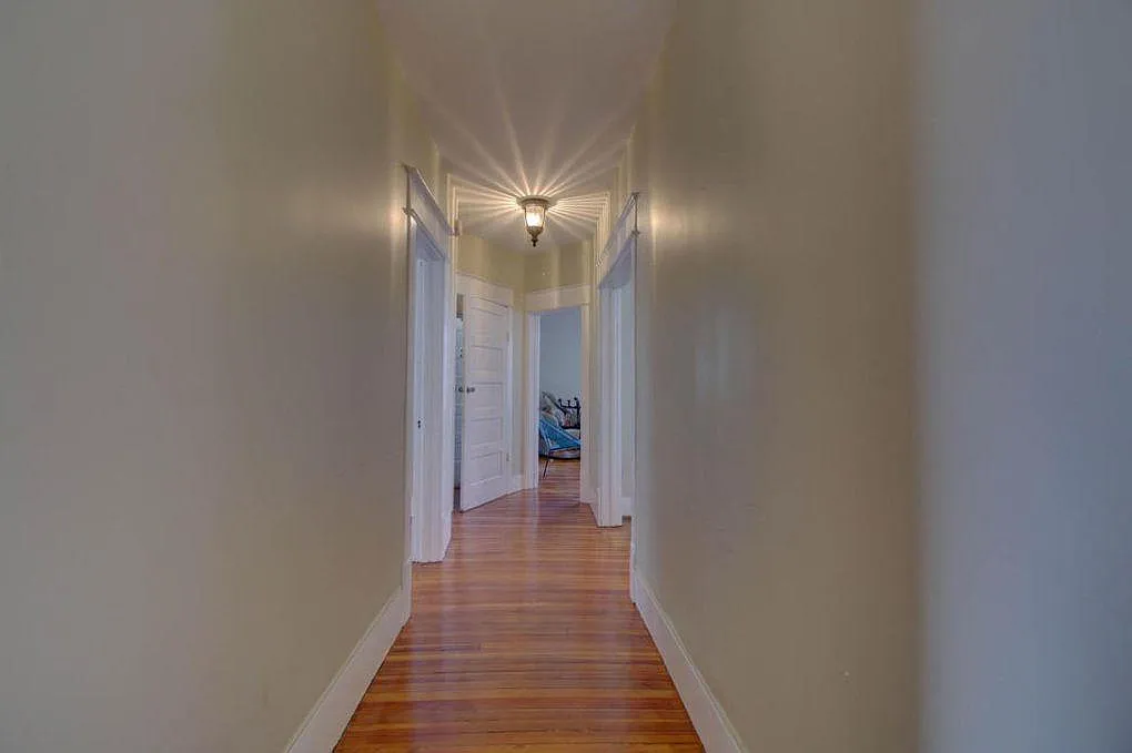 2 bed, $1,325 — Photo 2