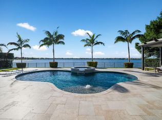8445 Watercrest Cir E, Parkland, FL 33076
