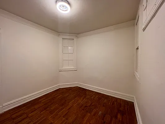 Rented by Douglas Elliman | media 4