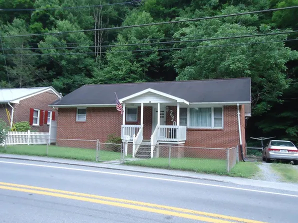 290 Stewart St, Welch, WV 24801
