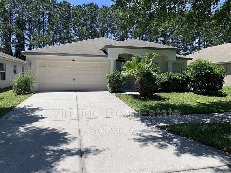 1st image of 4445 Beaumaris Dr