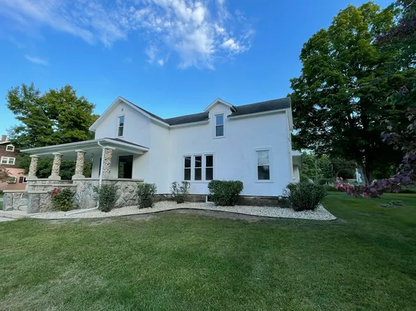 24195 3rd Ave, Mattawan, MI 49071