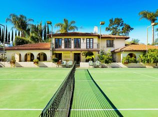 13926 Magnolia Blvd, Sherman Oaks, CA 91423