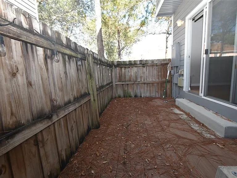 4901 Elizabeth Anne Cir — Photo 13